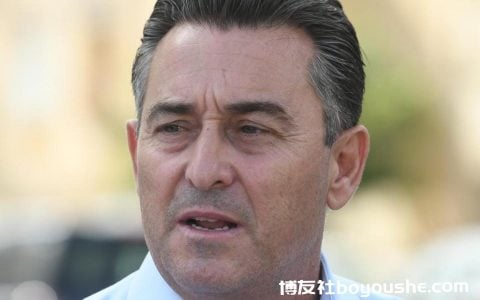 Bernard Grech 支持允许马耳他居民在家隔离的呼吁