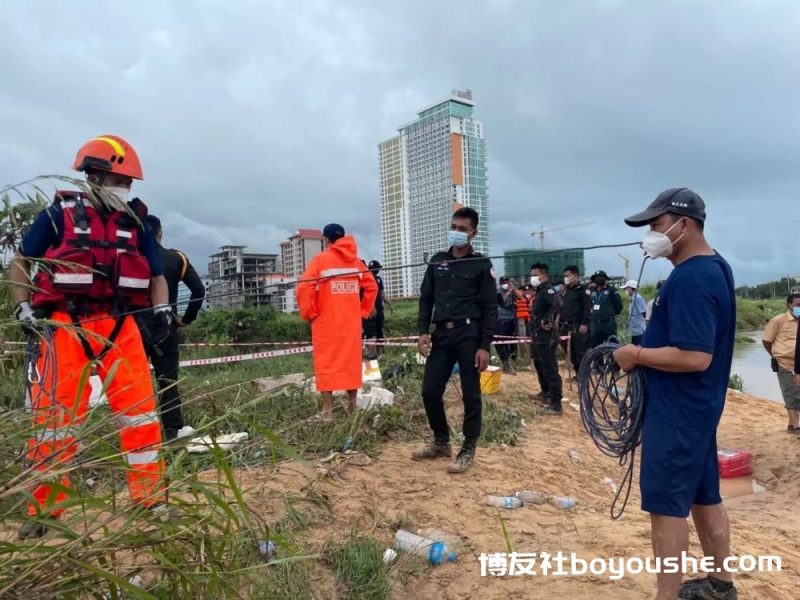 西港昨夜暴雨有中国人被水冲走身亡，紧急寻找亲属！